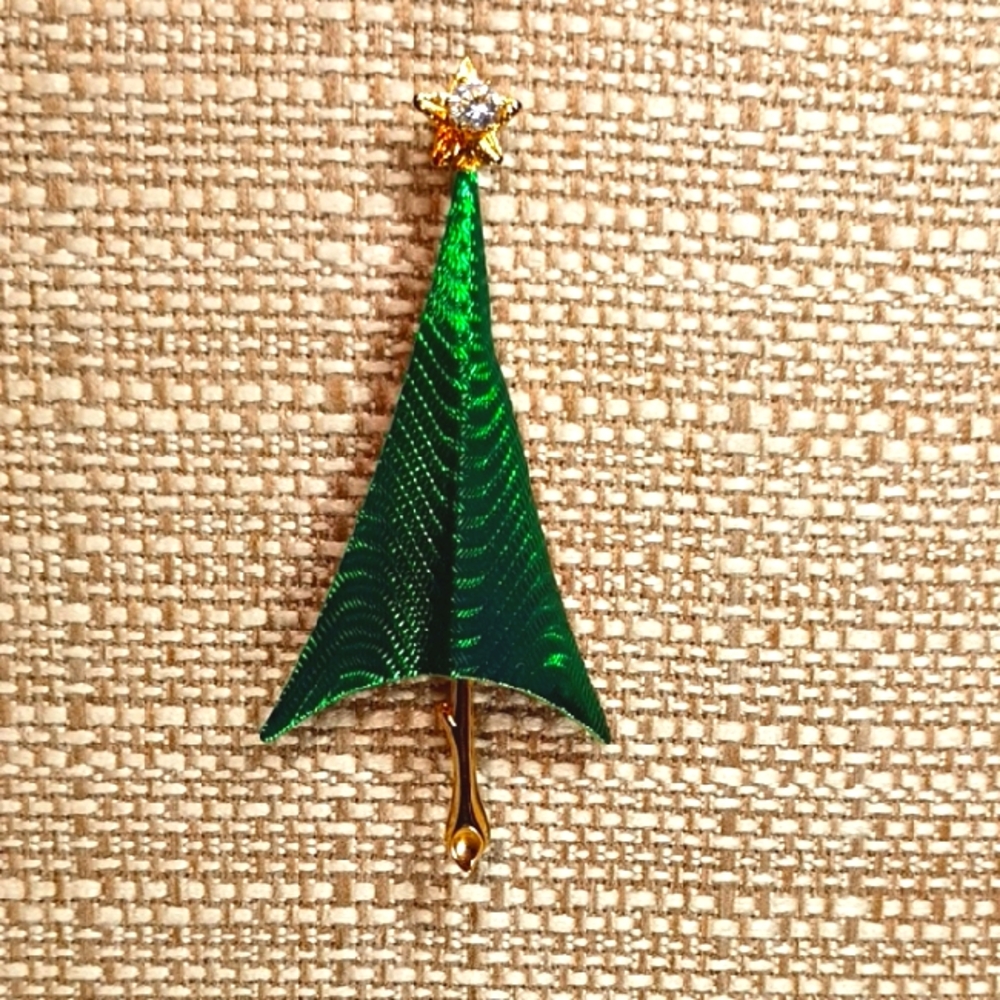 Cerrito Green Christmas Tree Brooch